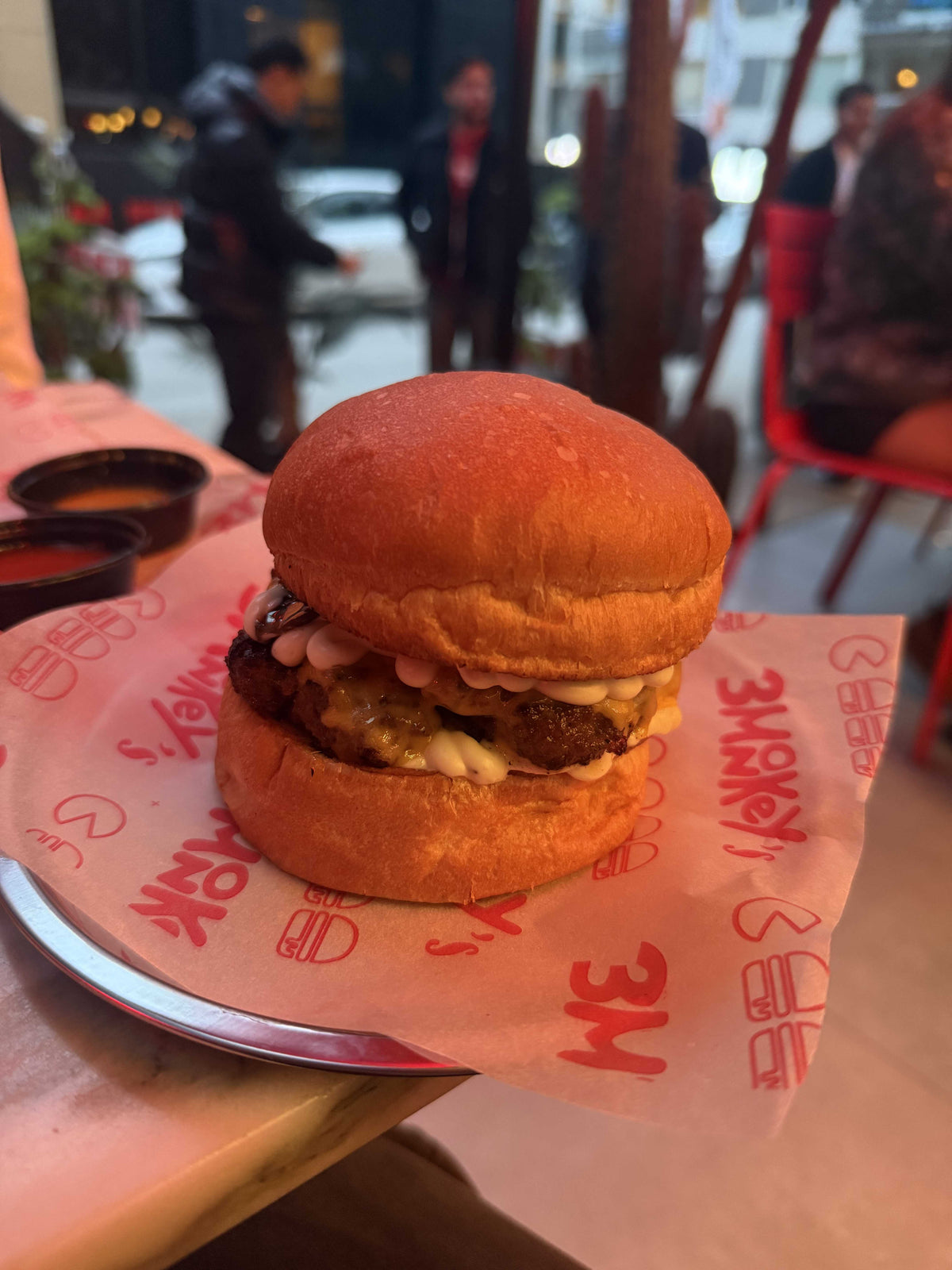 3 Monkey Burger