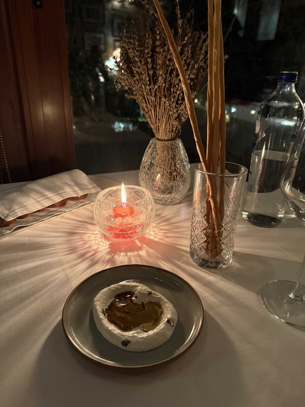 Parmesanlı Grissini ve Labne