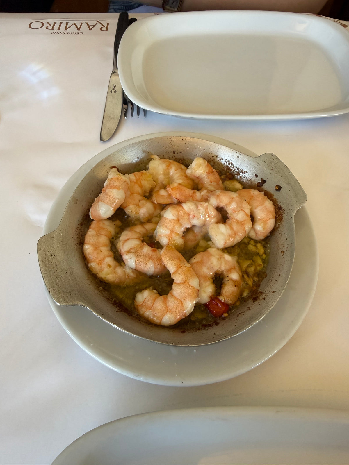 Shrimps on Garlic Sauce