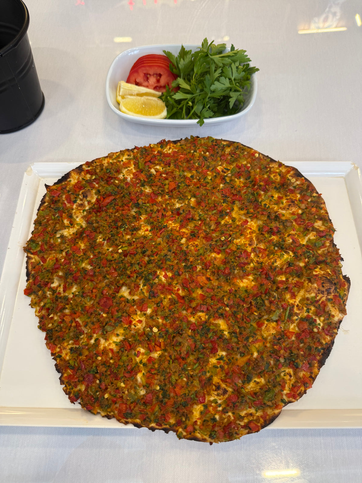 Klasik Antep Lahmacunu