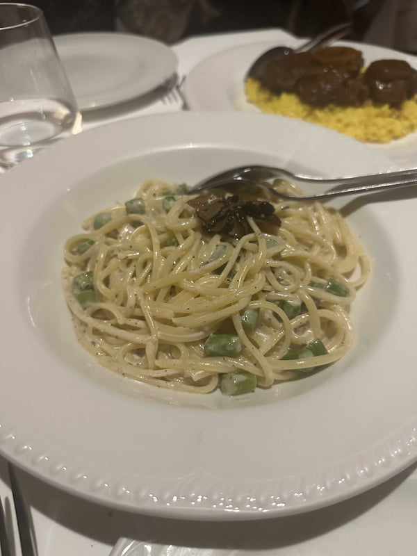 Kuşkonmaz ve Trüflü Linguine