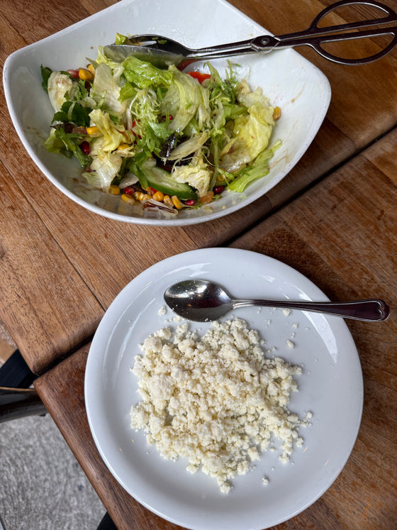 Tulum Peynirli Avokado Salata