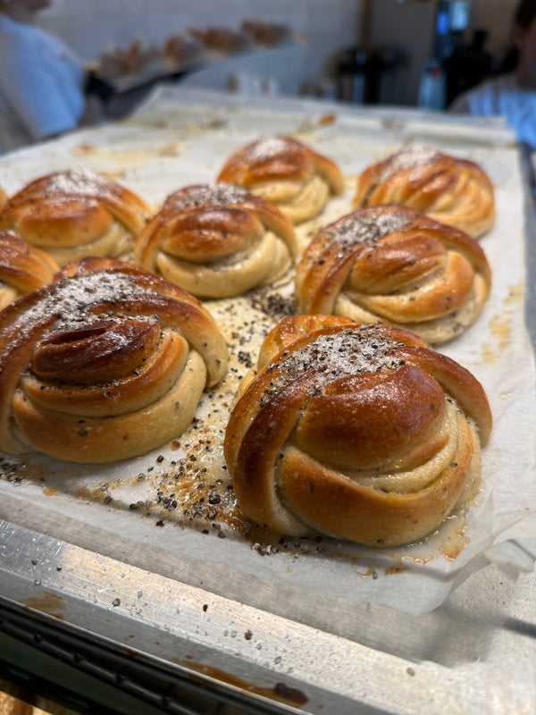 Cardamom Bun