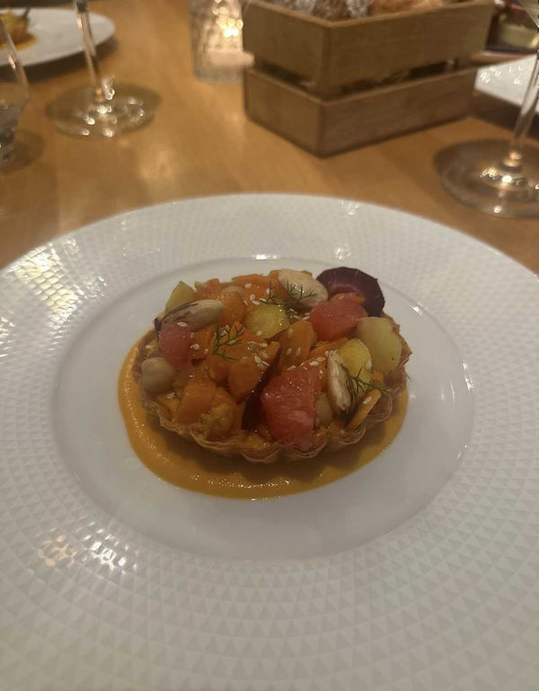Fine Tartlet with Carrots and Cumin Hummus
