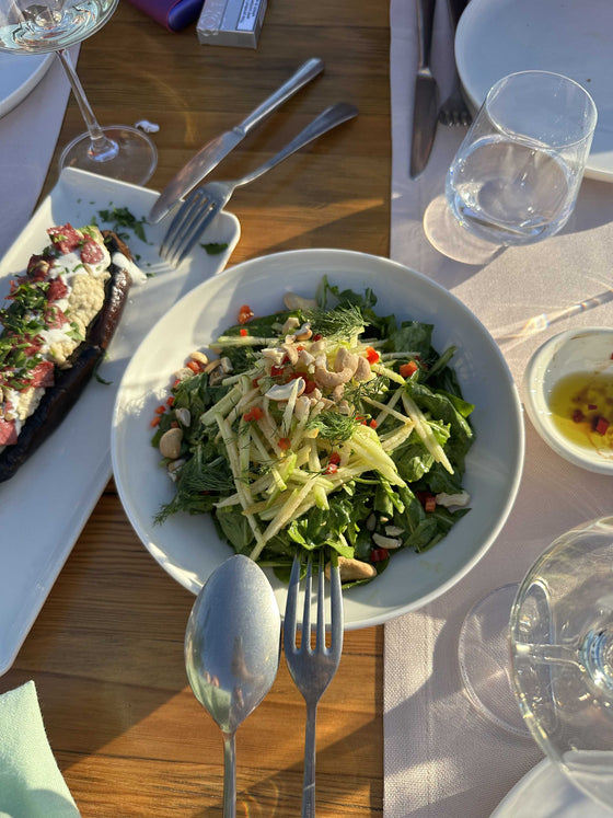 Yeşil Meyveli Roka Salatası