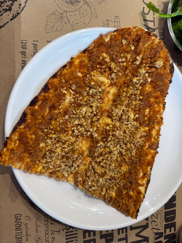 Cevizli Lahmacun
