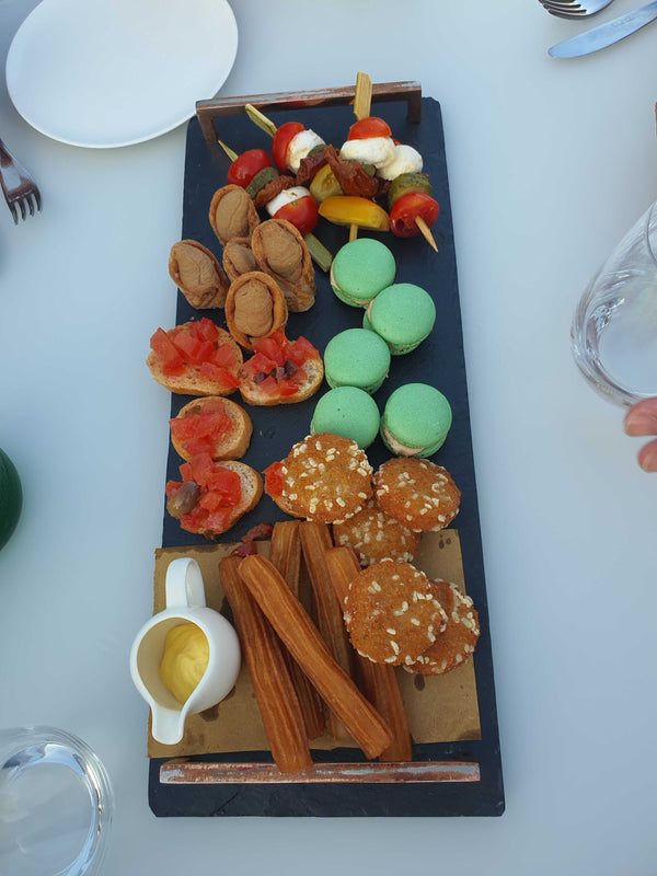 Tuna Macaron